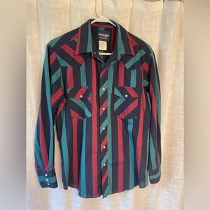 Vintage Wrangler pearl-buttoned snap western shirt